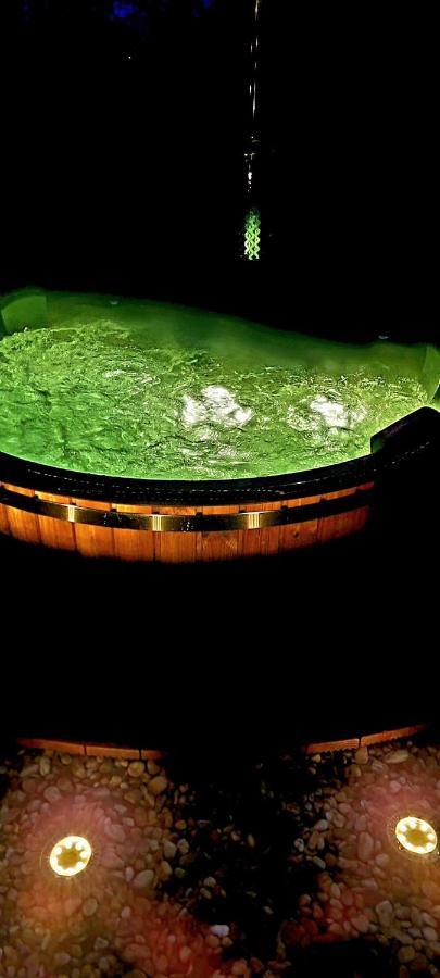 Kuca Za Odmor Malia Sa Spa Hot Tub Jacuzzijem - Nice And Cozy - Free Tickets To All City Attractions Ðurđevac Dış mekan fotoğraf